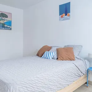 Appartement T2 Panier Avec Loggia, Marseille