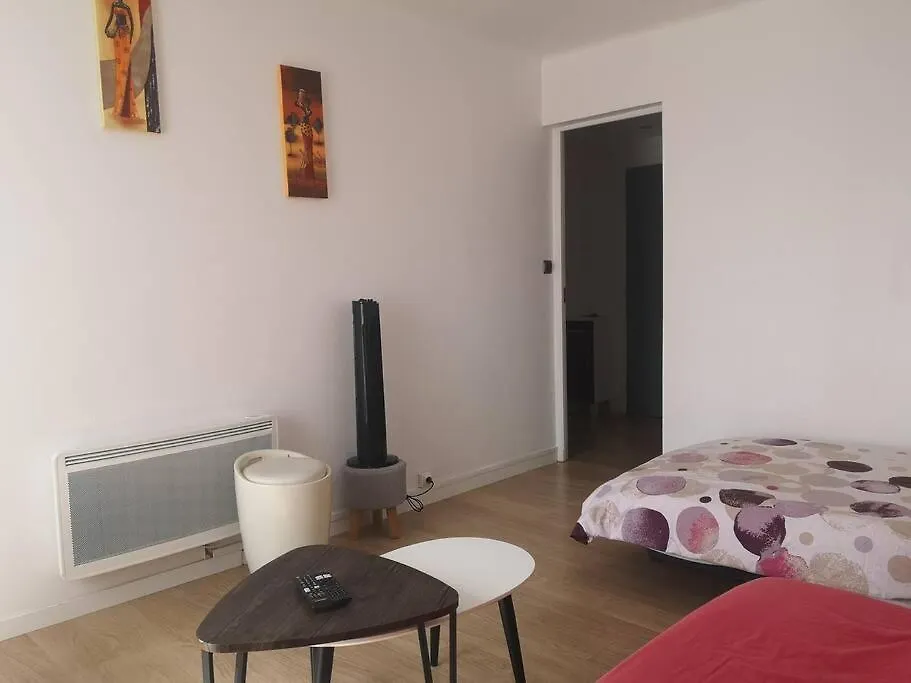 Logement Pres De La Timone - Parking Et Wifi Gratuit Marseille 0*,  France