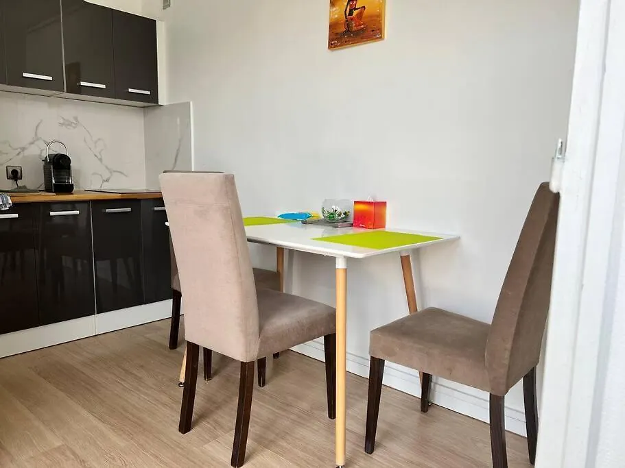 Logement Pres De La Timone - Parking Et Wifi Gratuit Marseille Appartement