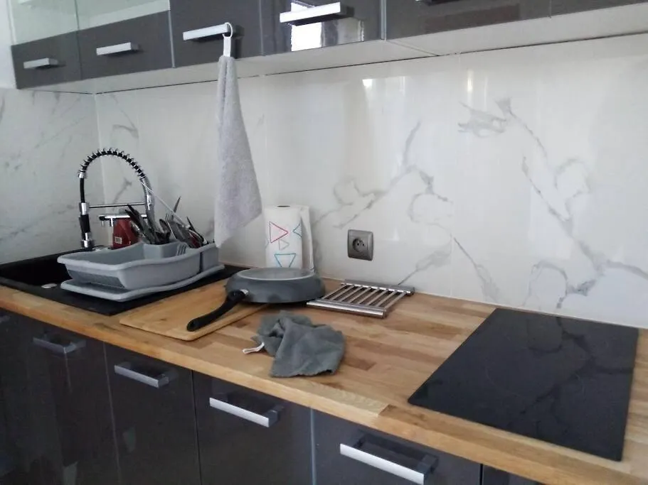 Logement Pres De La Timone - Parking Et Wifi Gratuit Marseille Appartement
